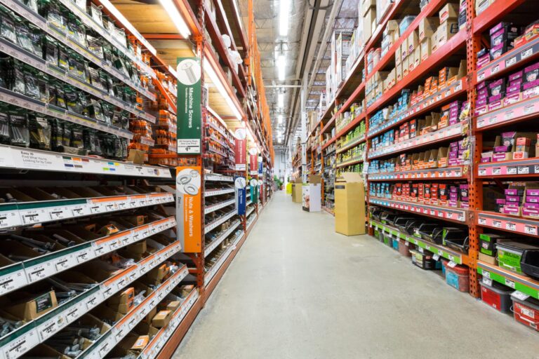Convince a potential distributor, web shop or retailer to work with you